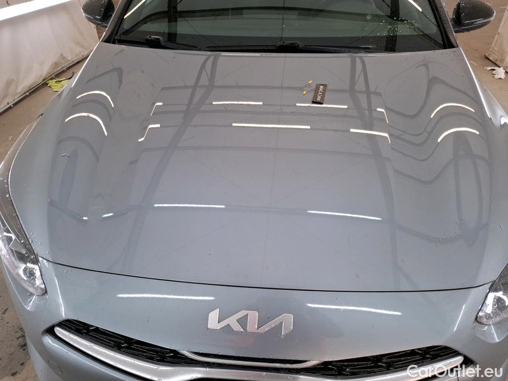  KIA  Cee'd KIA ProCeed / 2021 / 5P / Break 1.5 T-GDI 160 ISG GT LINE PREMIUM DCT7 #5