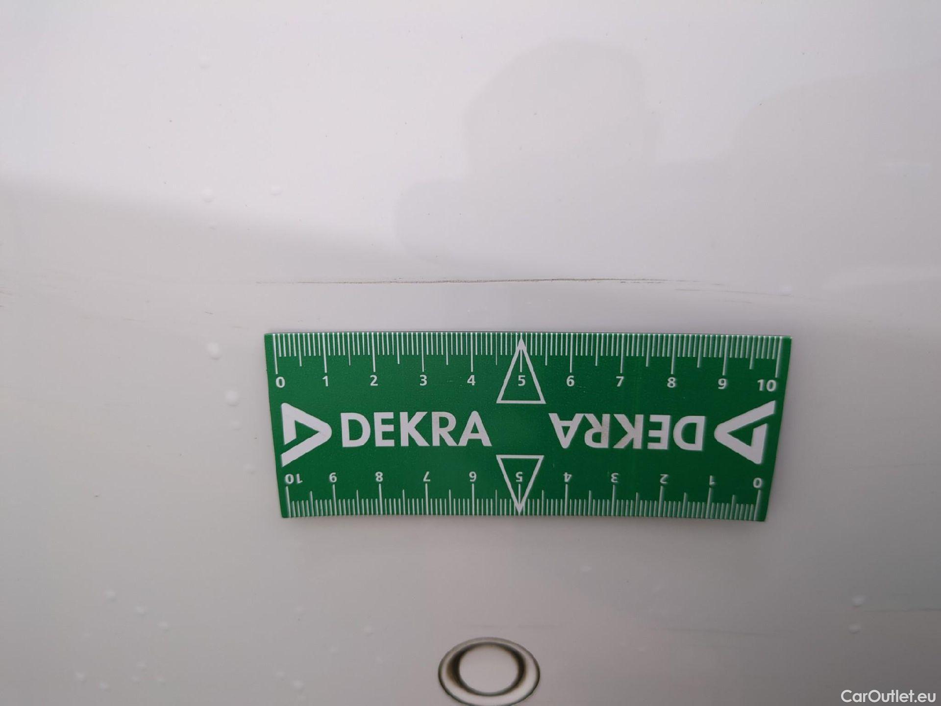  Mercedes  CLA-Klasse MERCEDES-BENZ CLA Shooting Brake / 2019 / 5P / Break CLA 200 d Progressive Line BA8 #6