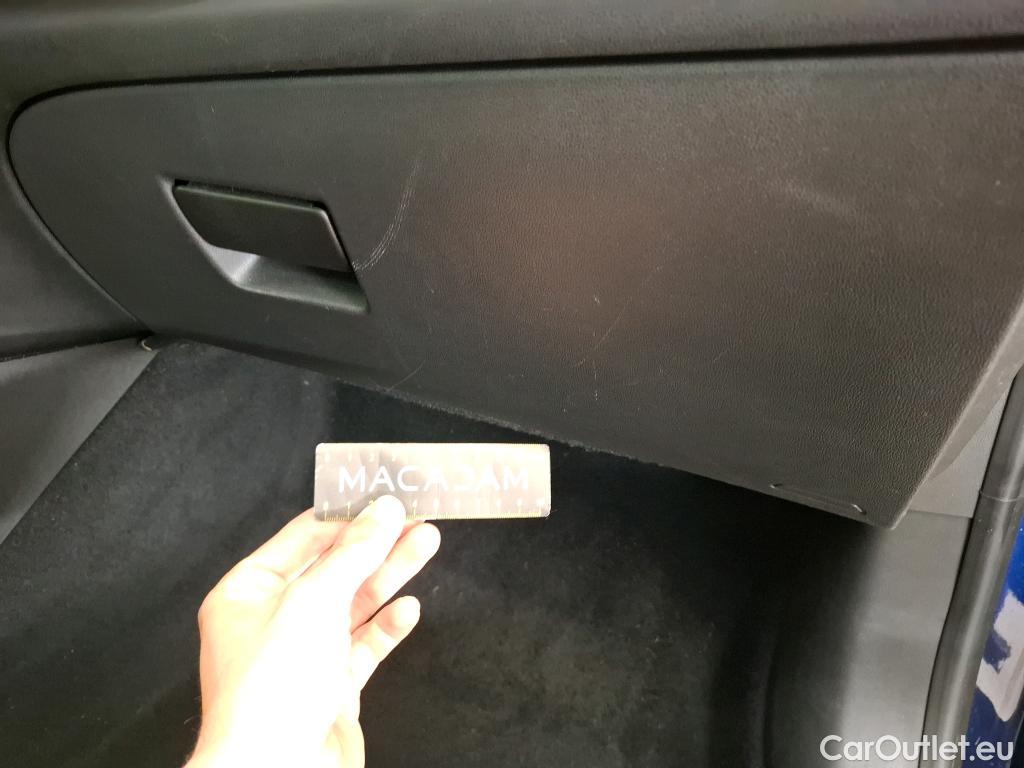  Opel  Insignia  B Sports Tourer Business Elegance 1.6 CDTI 135CV BVA6 E6dT #9