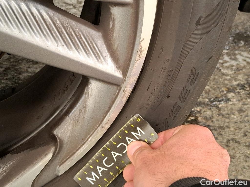  DS  DS7 DS DS 7 Crossback / 2017 / 5P / SUV BlueHDi 130 Automatique RIVOLI #10