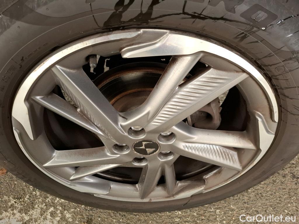  DS  DS7 DS DS 7 Crossback / 2017 / 5P / SUV BlueHDi 130 Automatique RIVOLI #8