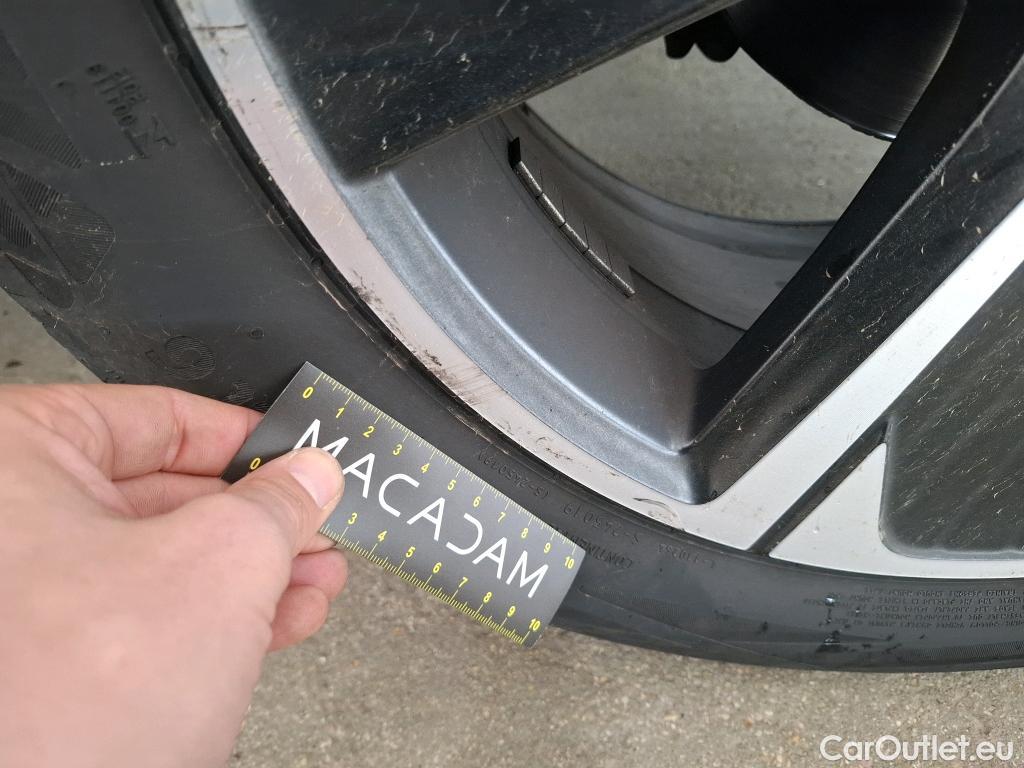  Cupra  Formentor CUPRA  / 2020 / 5P / SUV 1.5 TSI 150ch DSG7 Business Edition #9