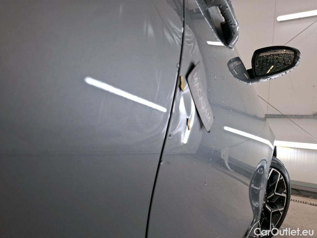  KIA  Cee'd KIA ProCeed / 2021 / 5P / Break 1.5 T-GDI 160 ISG GT LINE PREMIUM DCT7 #29