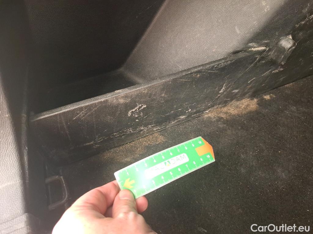  Peugeot  2008  Active Business 1.5 HDi 110CV BVM6 E6d #32