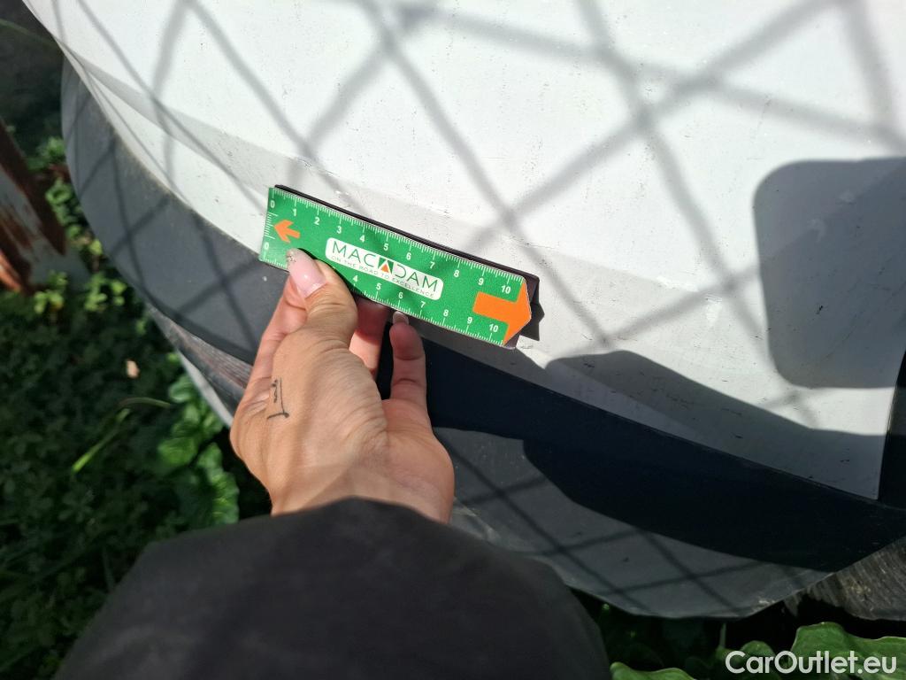  Hyundai  Tucson HYUNDAI  / 2020 / 5P / SUV 1.6 HYBRID 230 CREATIVE #3