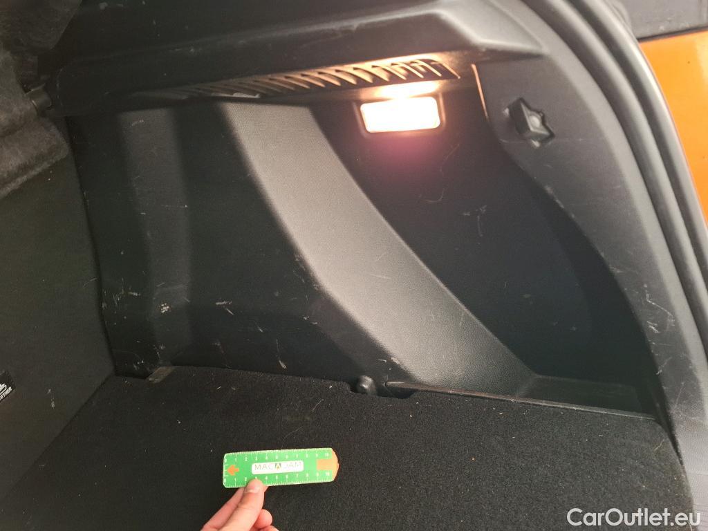  Peugeot  2008  Allure Business 1.5 HDi 100CV BVM6 E6d #24