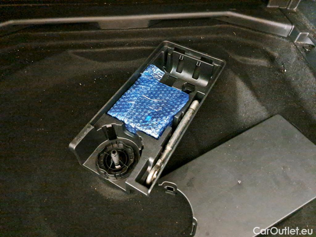  Peugeot  3008  Active Pack 1.5 HDi 130CV BVM6 E6d #9