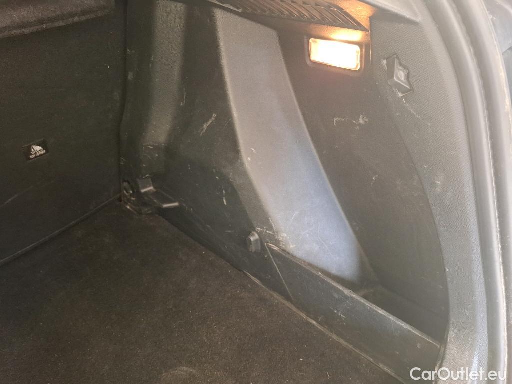  Peugeot  2008  Active Business 1.5 HDi 110CV BVM6 E6d #49