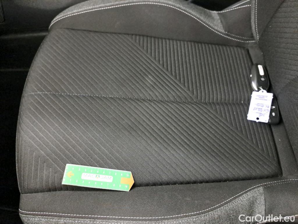  Peugeot  308 PEUGEOT  SW / 2021 / 5P / Break BlueHDi 130 ACTIVE PACK #26