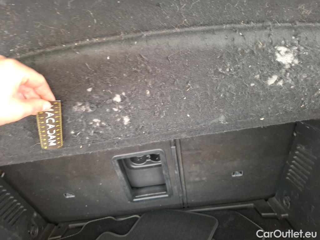  Peugeot  3008  Active Business 1.5 HDi 130CV BVA8 E6d #36