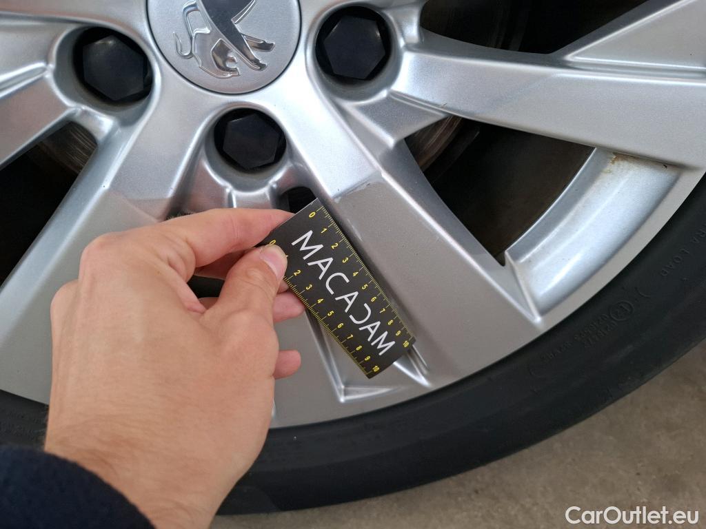  Peugeot  3008  Active Business 1.5 HDi 130CV BVA8 E6d #23