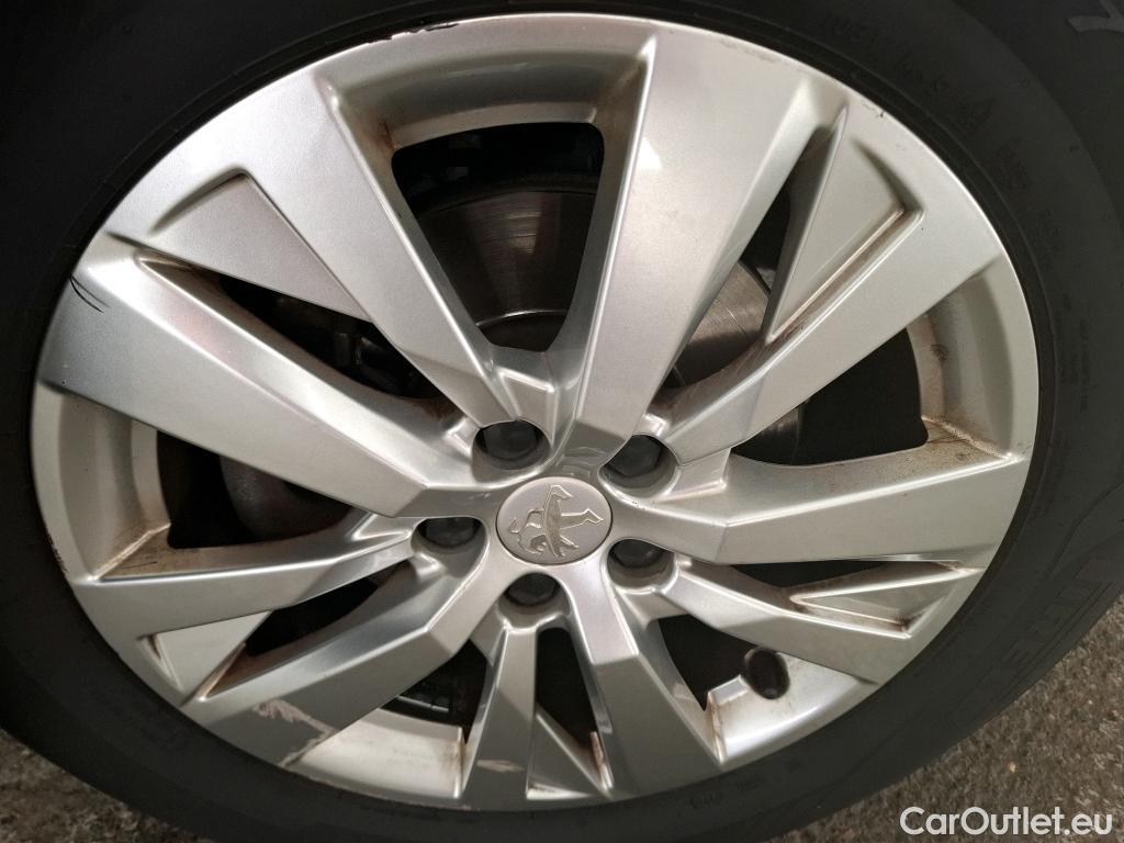  Peugeot  3008  Active Business 1.5 HDi 130CV BVA8 E6d #8