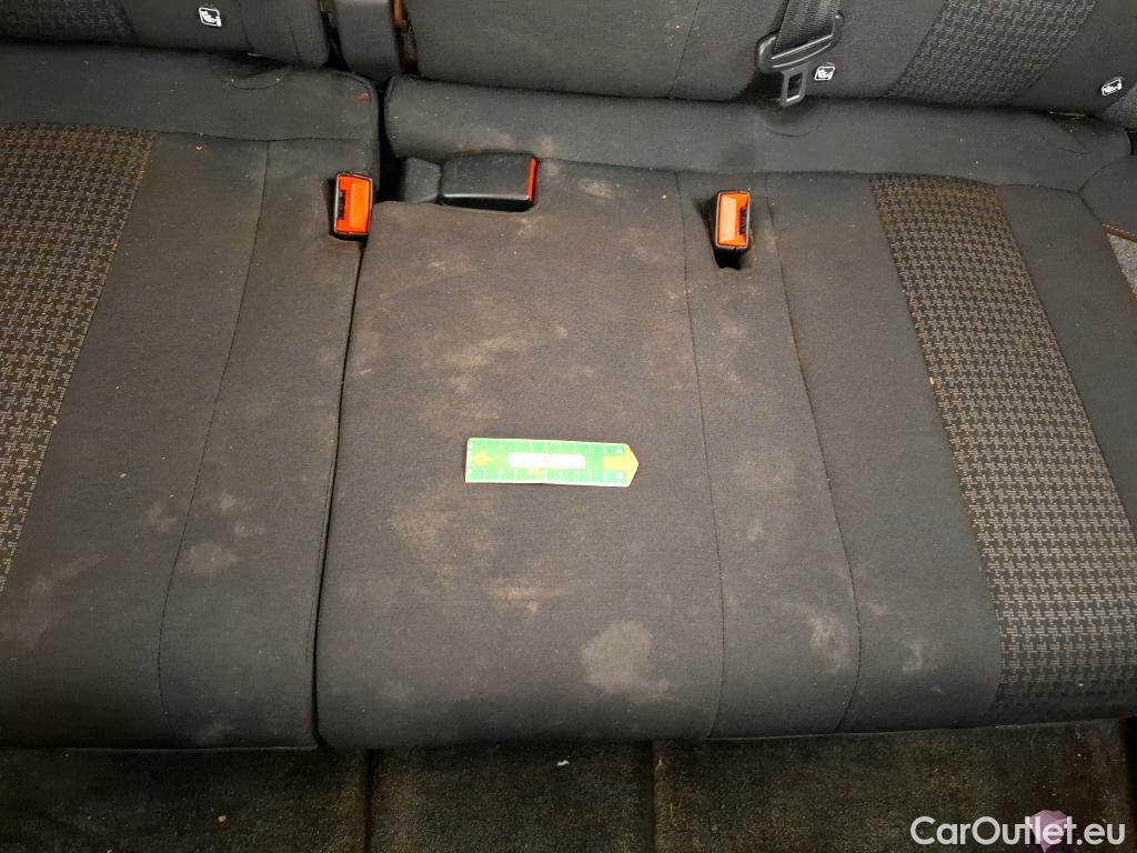  Peugeot  3008  Active Business 1.5 HDi 130CV BVA8 E6d #38