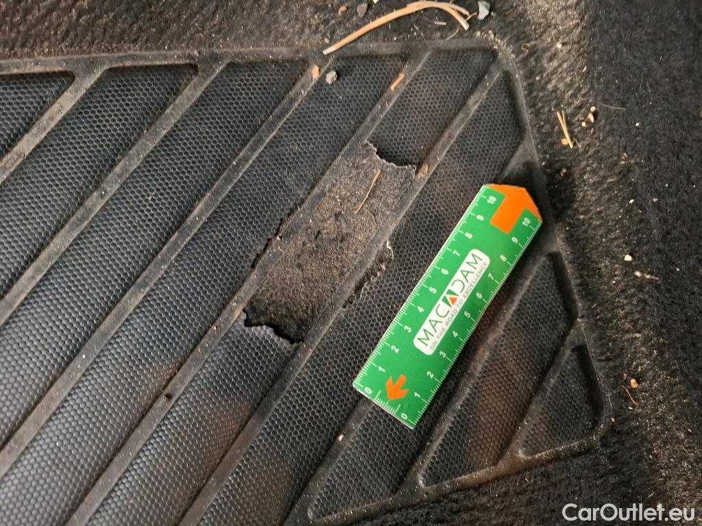  Peugeot  3008  Active Business 1.5 HDi 130CV BVA8 E6d #27