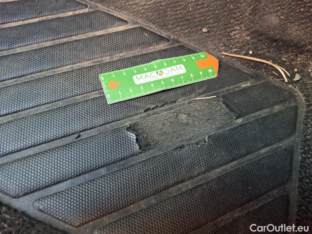  Peugeot  3008  Active Business 1.5 HDi 130CV BVA8 E6d #29