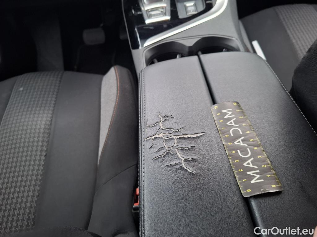  Peugeot  3008  Active Business 1.5 HDi 130CV BVA8 E6d #24