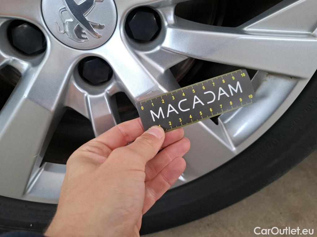  Peugeot  3008  Active Business 1.5 HDi 130CV BVA8 E6d #22