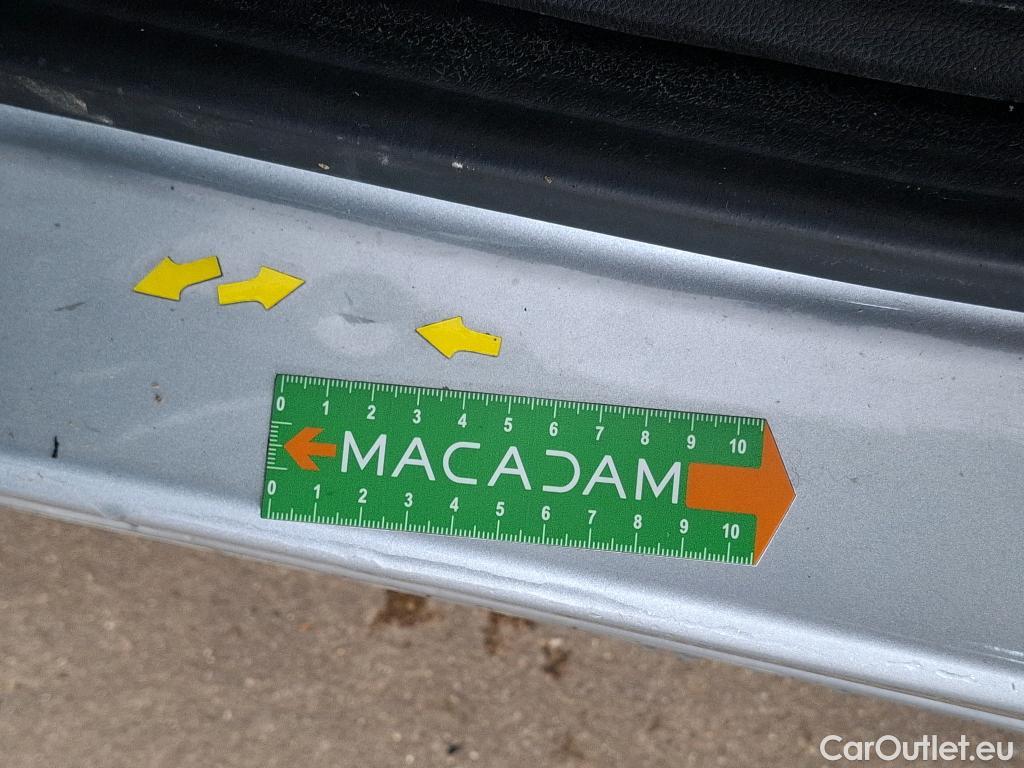  Renault  Captur RENAULT  / 2019 / 5P / SUV Business E-Tech hybride 145 -21 #14