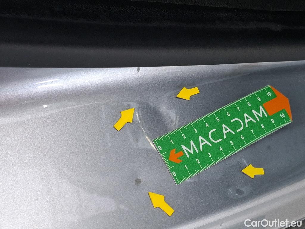  Renault  Captur RENAULT  / 2019 / 5P / SUV Business E-Tech hybride 145 -21 #8