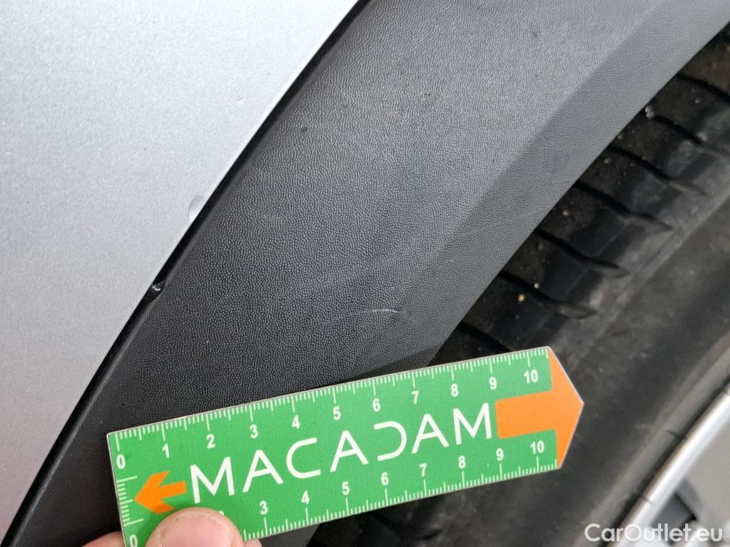  Renault  Captur RENAULT  / 2019 / 5P / SUV Business E-Tech hybride 145 -21 #32