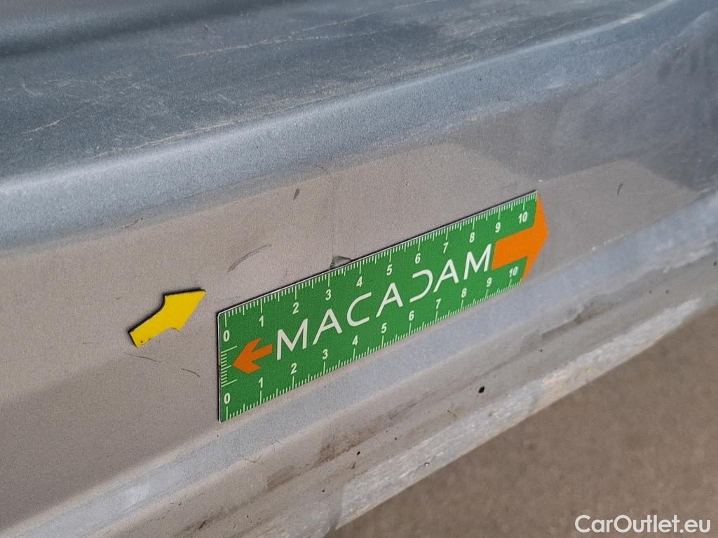  Renault  Captur RENAULT  / 2019 / 5P / SUV Business E-Tech hybride 145 -21 #12