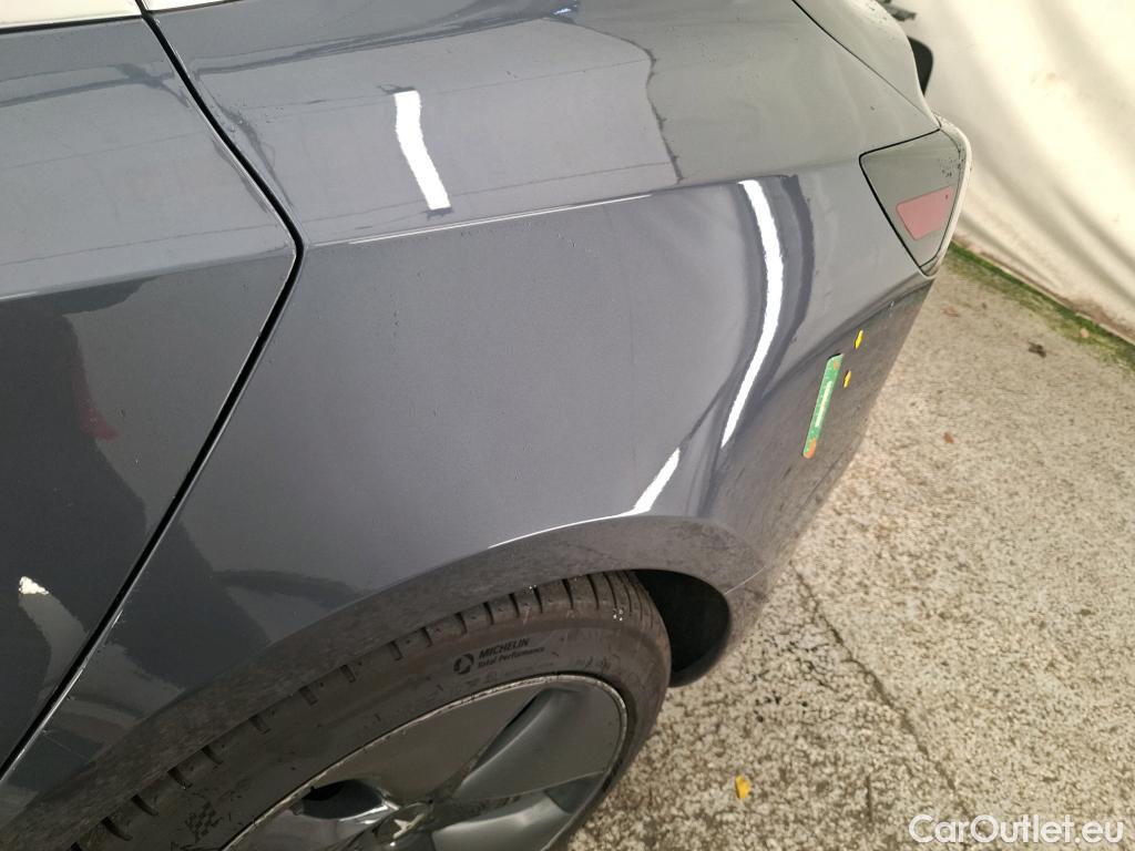  Tesla  Model 3 TESLA  / 2018 / 4P / Berline Long Range Dual Motor AWD #31