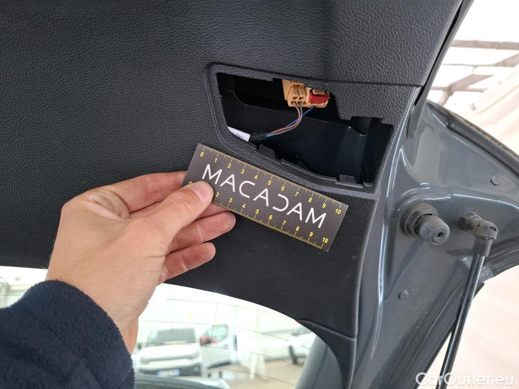  Volkswagen  Golf  VOLKSWAGEN / 2020 / 5P / Berline 2.0 TDI SCR 115 DSG7 Life Busi #11