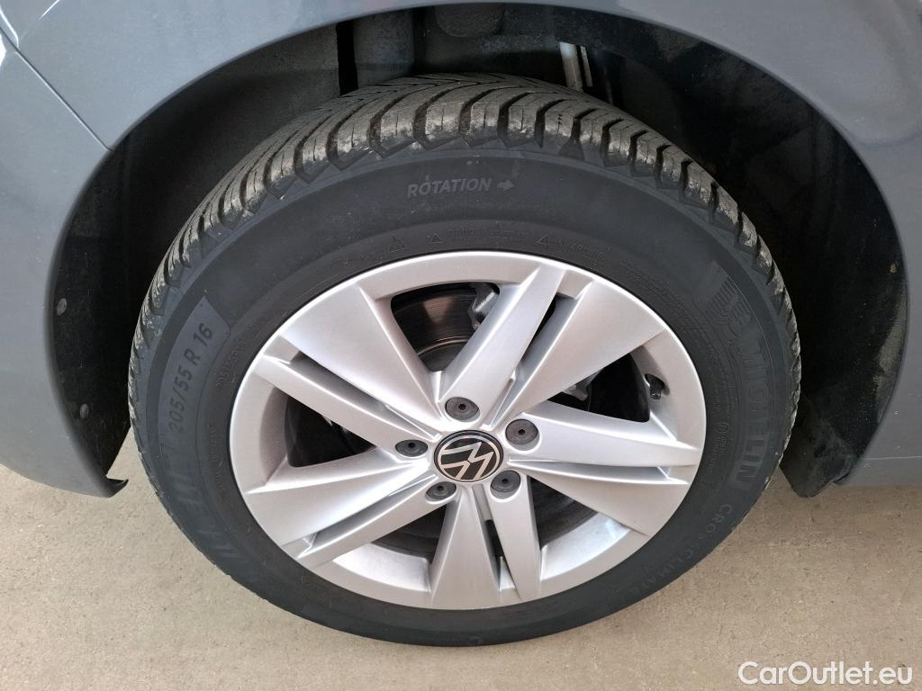  Volkswagen  Golf  VOLKSWAGEN / 2020 / 5P / Berline 2.0 TDI SCR 115 DSG7 Life Busi #20