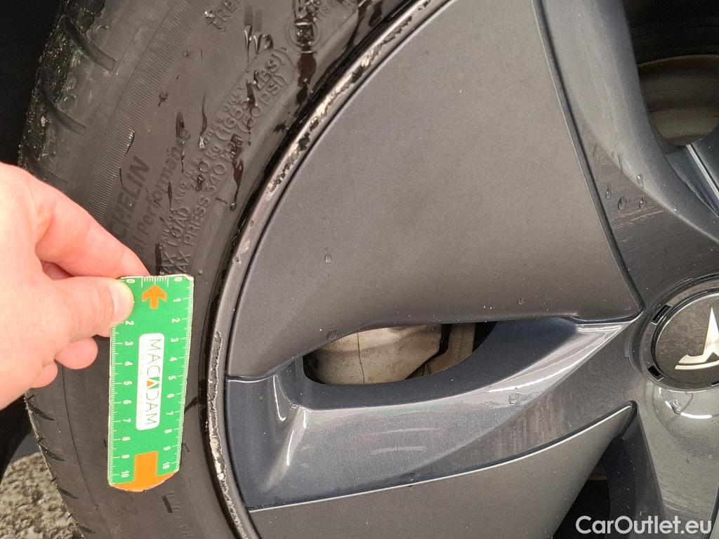  Tesla  Model 3 TESLA  / 2018 / 4P / Berline Long Range Dual Motor AWD #30