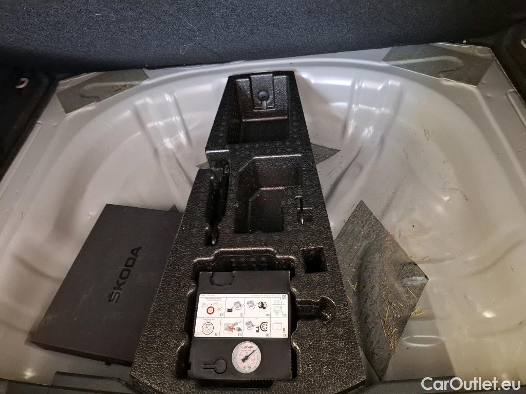  Skoda  Karoq SKODA  / 2017 / 5P / SUV 2.0 TDI 116ch DSG7 Business #16