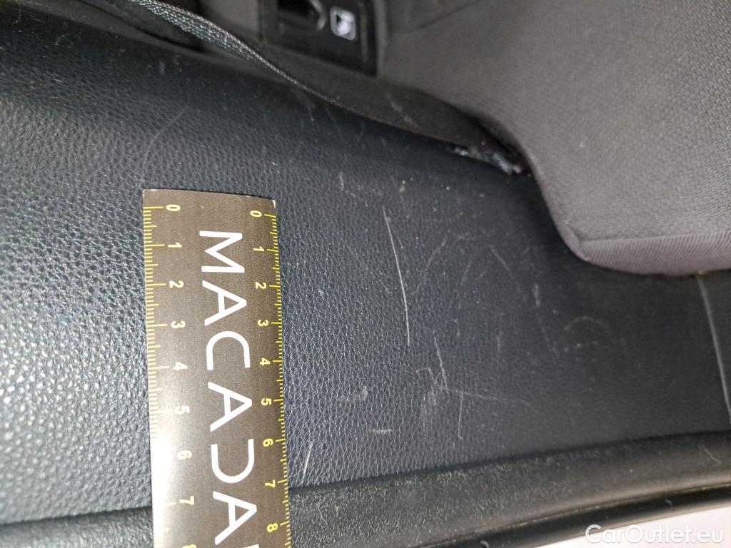  Toyota  Corolla TOYOTA  Touring Sports / 2018 / 5P / Break Hybride 122h Dynamic Business Beyond Zer #26