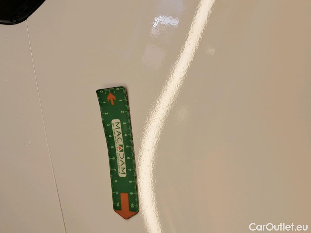  Toyota  Corolla TOYOTA  Touring Sports / 2018 / 5P / Break Hybride 122h Dynamic Business Beyond Zer #3