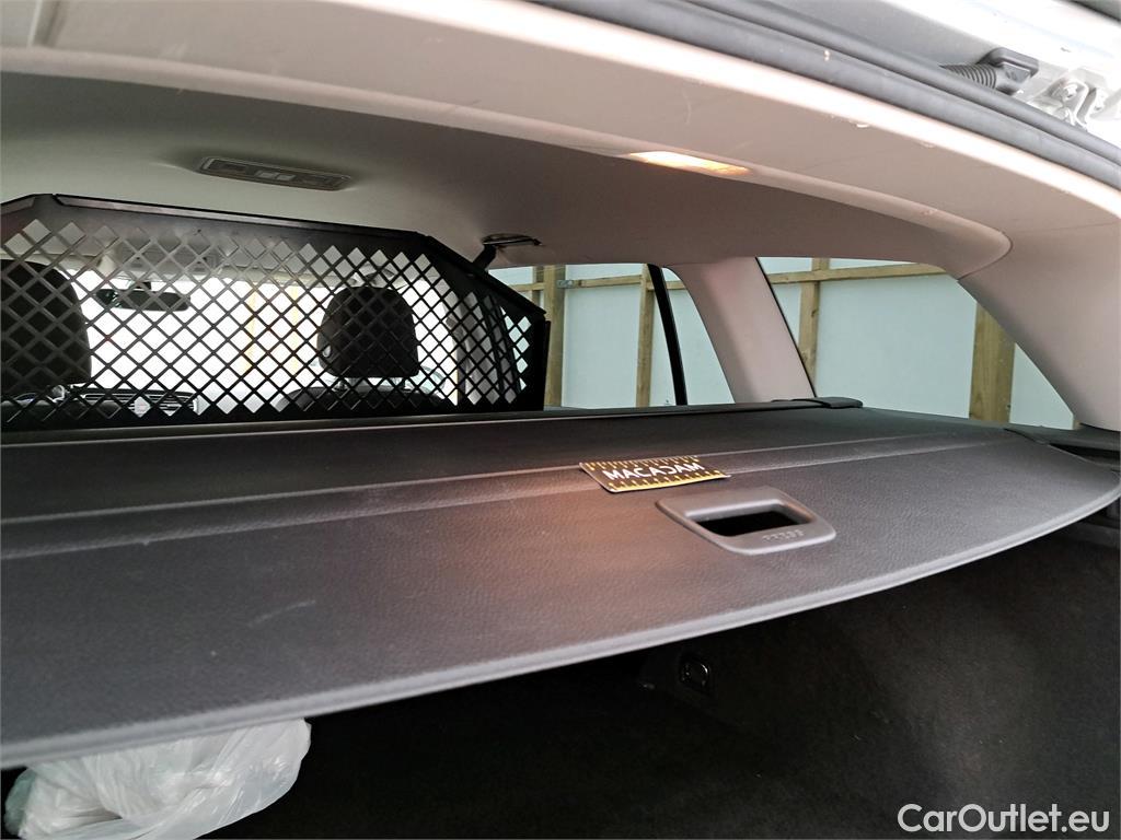  Volkswagen  Golf  VOLKSWAGEN SW 5p Break 1.6 TDI 115 DSG7 Confort Business BMT #8