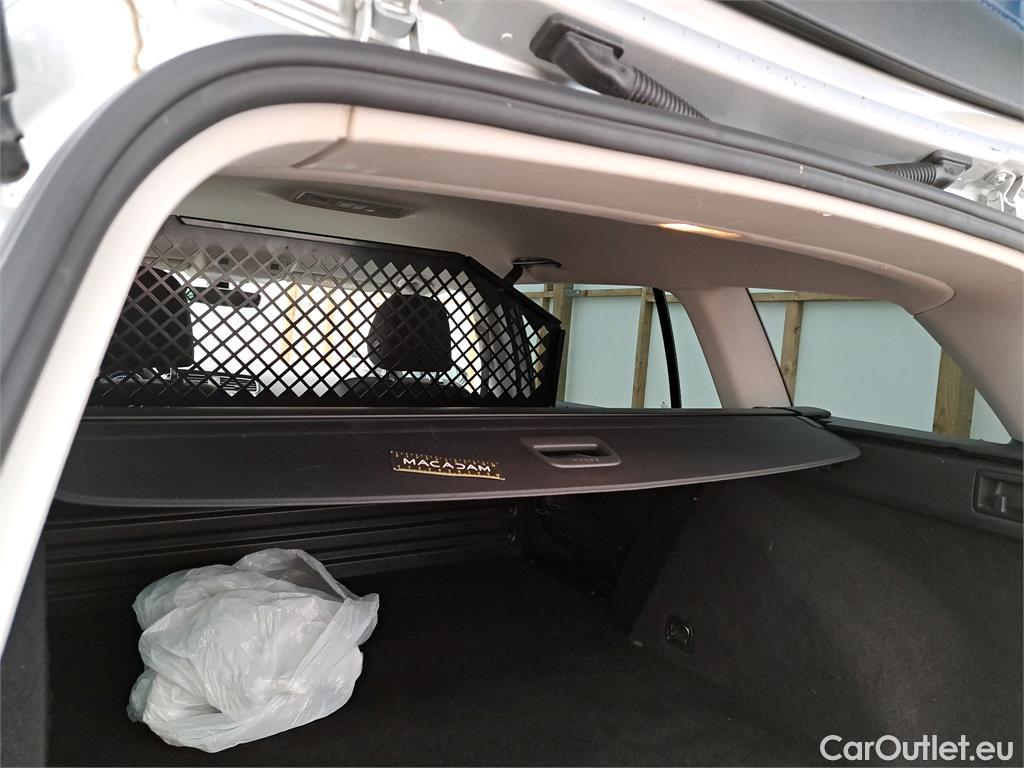  Volkswagen  Golf  VOLKSWAGEN SW 5p Break 1.6 TDI 115 DSG7 Confort Business BMT #19