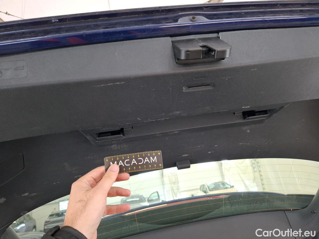  Volkswagen  Golf  VIII Berline Life Plus 2.0 TDI 115CV BVA7 E6d #5