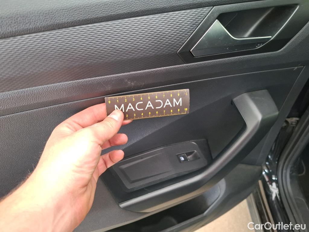  Volkswagen  T-ROC VOLKSWAGEN  / 2017 / 5P / SUV 2.0 TDI 115 LOUNGE BUS #15