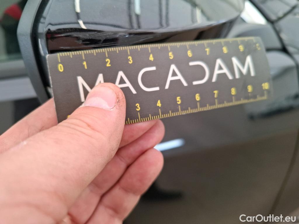  Volkswagen  T-ROC VOLKSWAGEN  / 2017 / 5P / SUV 2.0 TDI 115 LOUNGE BUS #28