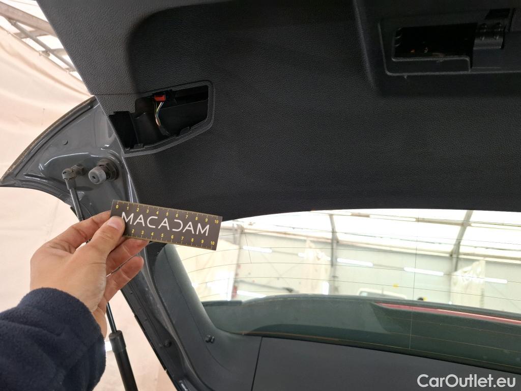  Volkswagen  Golf  VOLKSWAGEN / 2020 / 5P / Berline 2.0 TDI SCR 115 DSG7 Life Busi #12