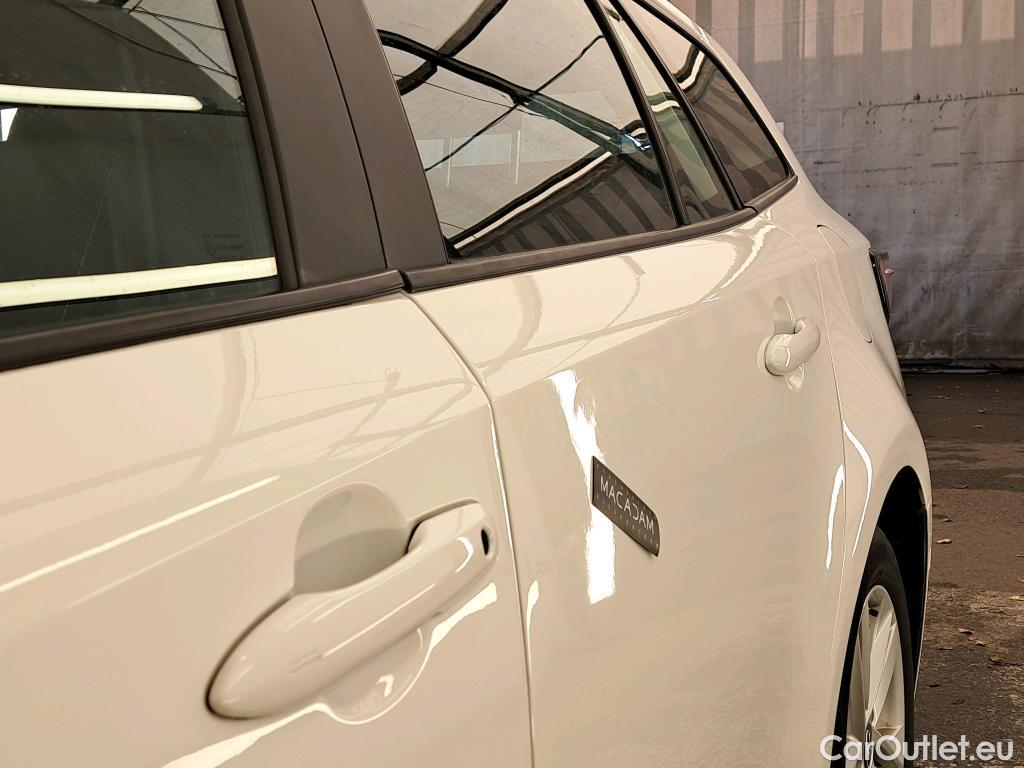  Toyota  Corolla TOYOTA  Touring Sports / 2018 / 5P / Break Hybride 122h Dynamic Business Beyond Zer #8