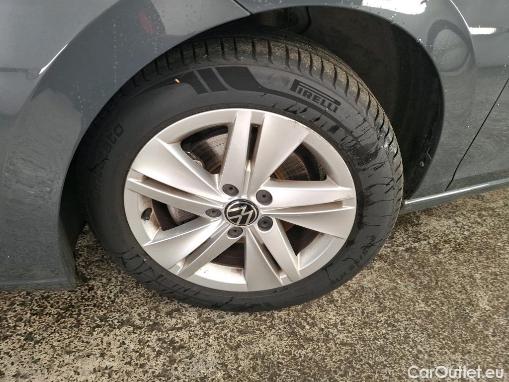  Volkswagen  Golf  VOLKSWAGEN / 2020 / 5P / Berline 2.0 TDI SCR 115 DSG7 Life Busi #12