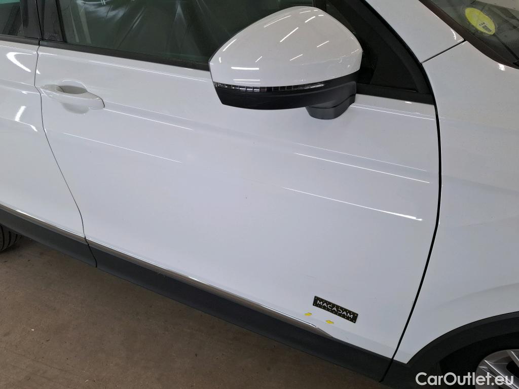  Volkswagen  Tiguan VOLKSWAGEN  / 2020 / 5P / SUV 2.0 TDI 150 DSG7 Life Business #4