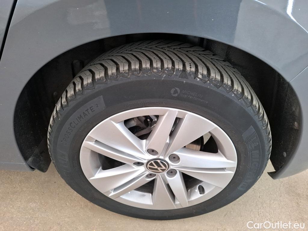  Volkswagen  Golf  VOLKSWAGEN / 2020 / 5P / Berline 2.0 TDI SCR 115 DSG7 Life Busi #15