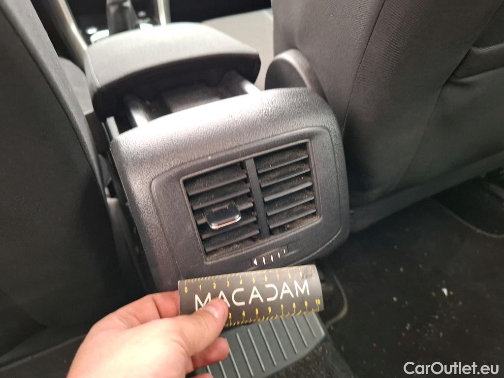  Volkswagen  T-ROC VOLKSWAGEN  / 2017 / 5P / SUV 2.0 TDI 115 LOUNGE BUS #19