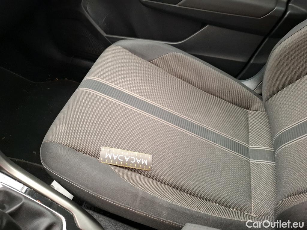  Volkswagen  T-ROC VOLKSWAGEN  / 2017 / 5P / SUV 2.0 TDI 115 LOUNGE BUS #21