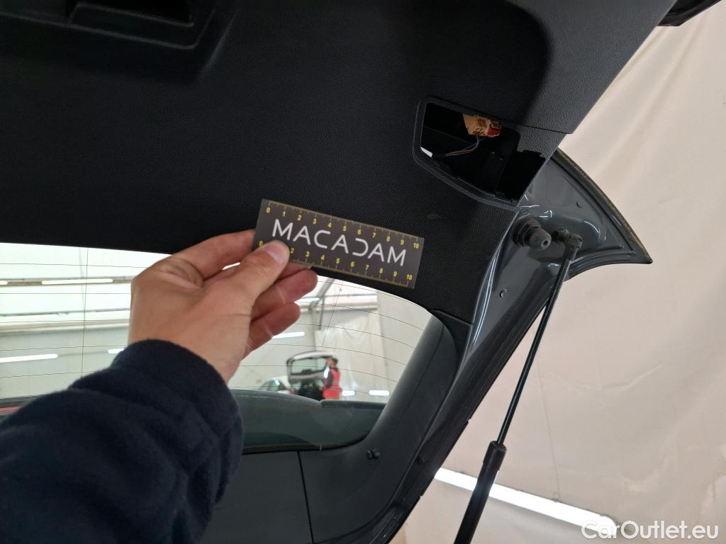  Volkswagen  Golf  VOLKSWAGEN / 2020 / 5P / Berline 2.0 TDI SCR 115 DSG7 Life Busi #10