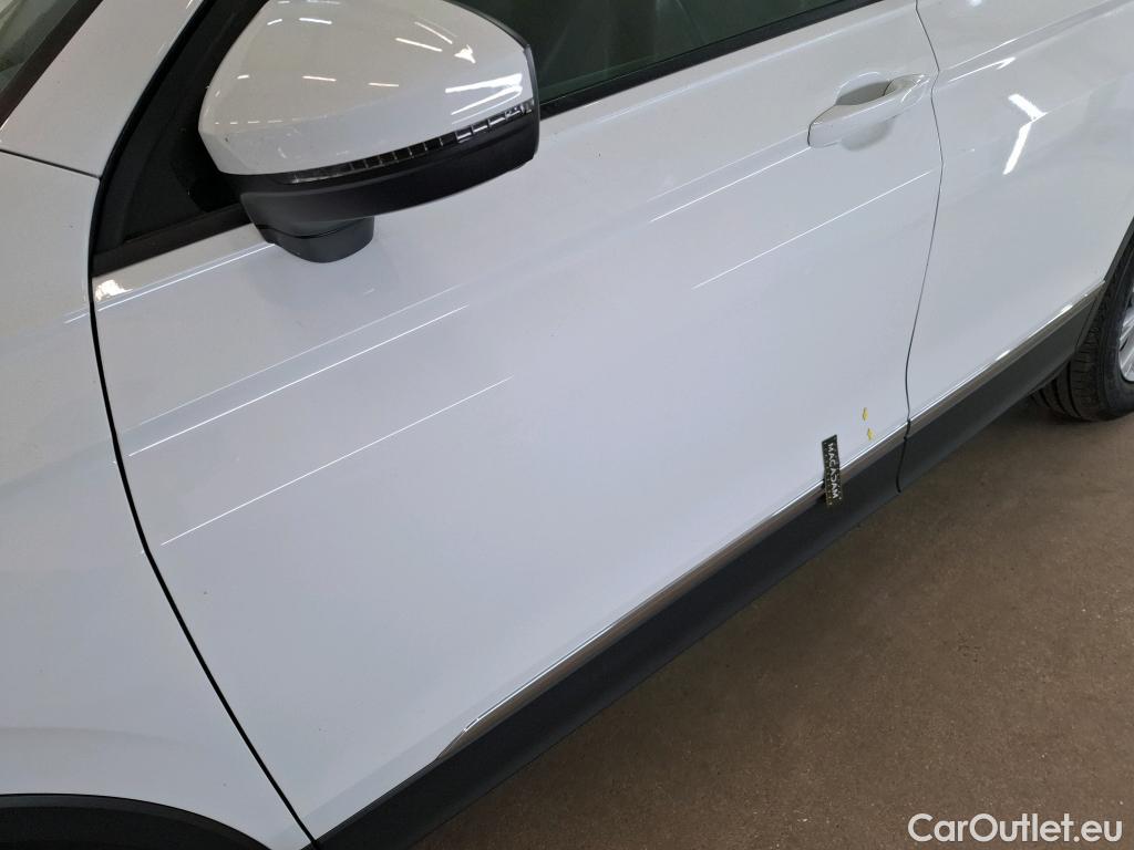  Volkswagen  Tiguan VOLKSWAGEN  / 2020 / 5P / SUV 2.0 TDI 150 DSG7 Life Business #9