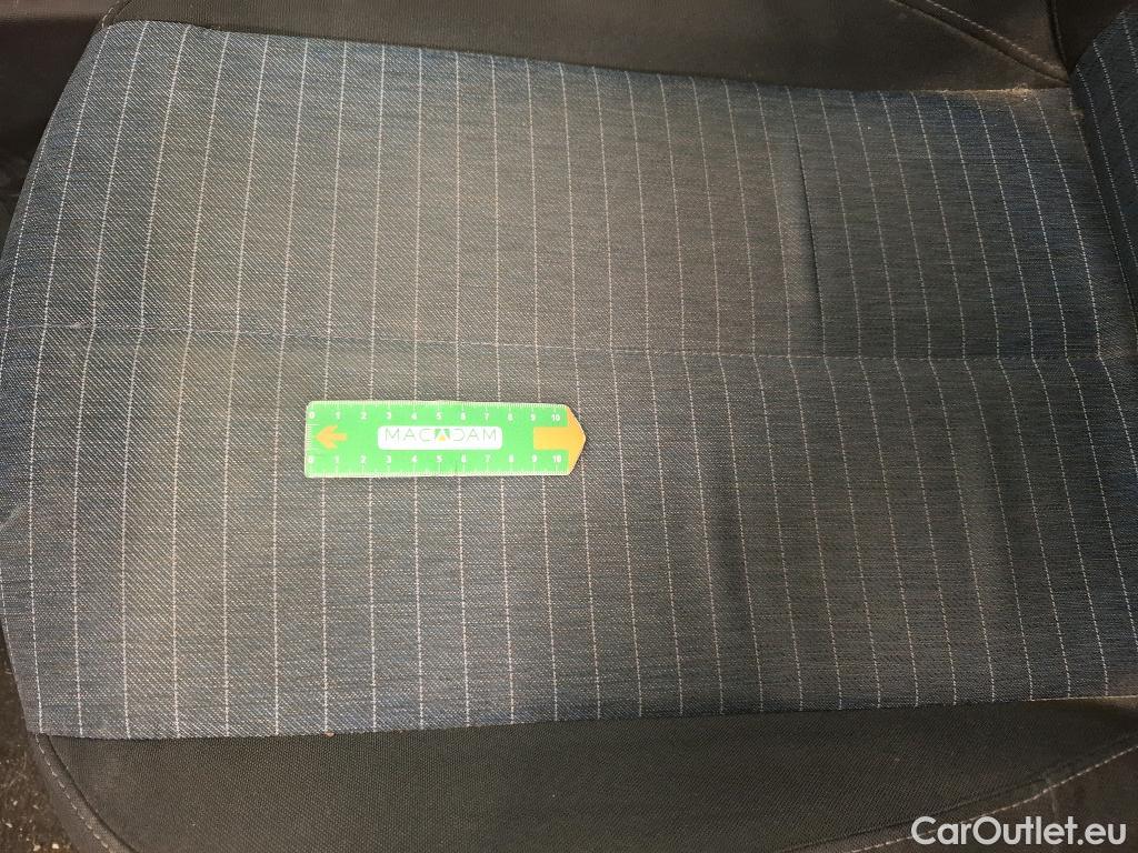  Peugeot  208  Premium 1.5 HDi 100CV BVM6 E6d #35