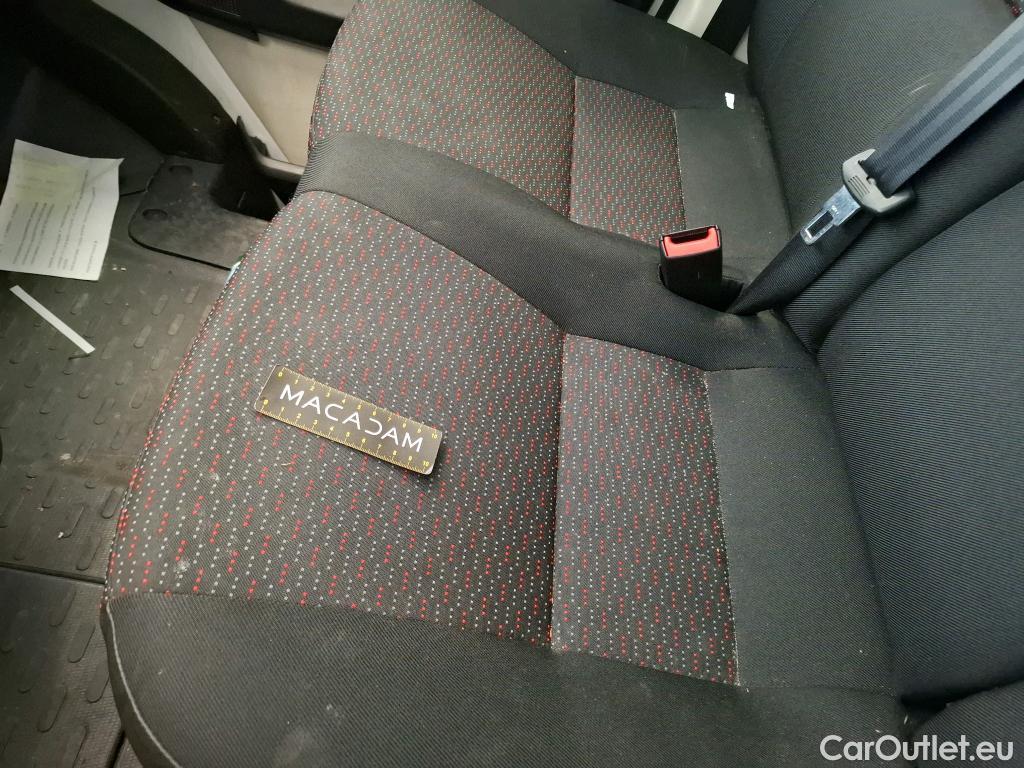  Citroen  Jumper CITROEN  VU 4p Fourgon 30 L1H1 BlueHDi 110 BVM6 Business #39