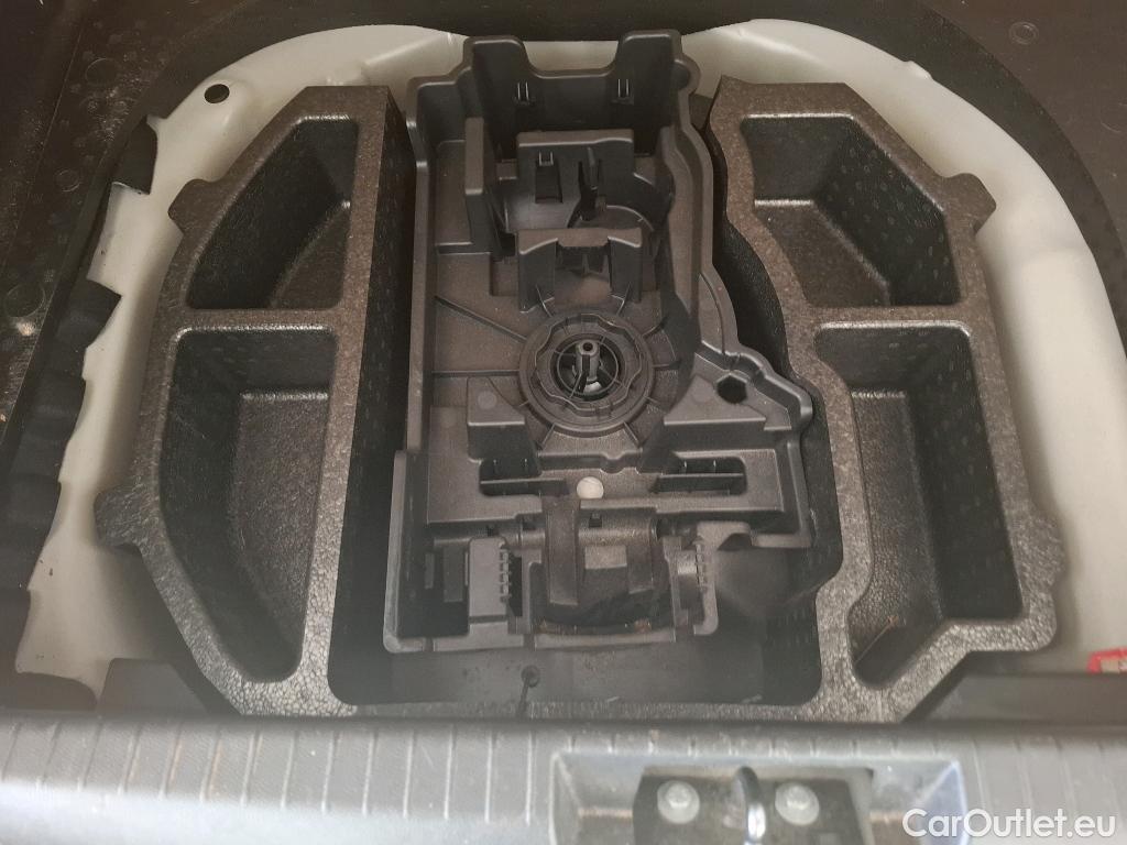  Peugeot  208  Premium 1.5 HDi 100CV BVM6 E6d #31