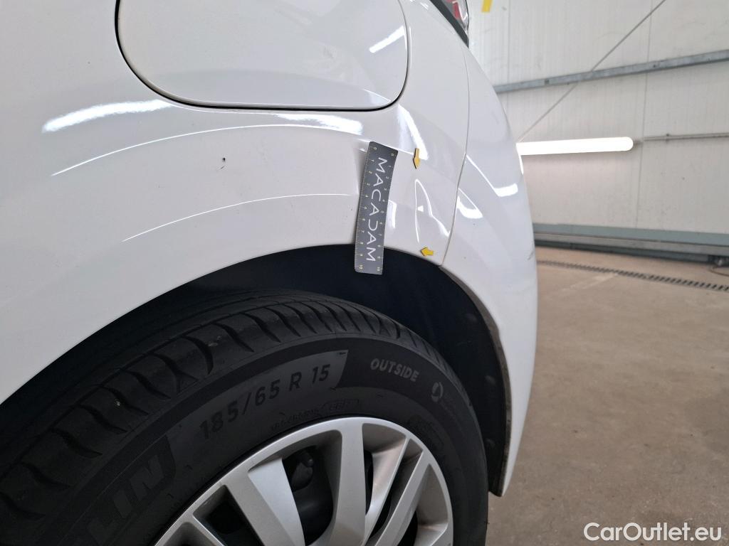  Peugeot  208  Premium 1.5 HDi 100CV BVM6 E6d #10